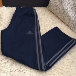 Adidas boy’s size 8 athletic pants